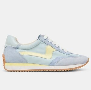 NWT Dolce Vita Notice Sneakers